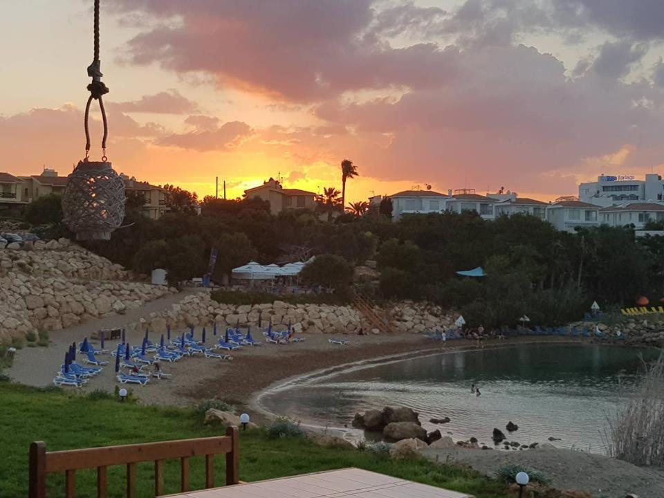 Apartments For Holidays Paralimni Buitenkant foto